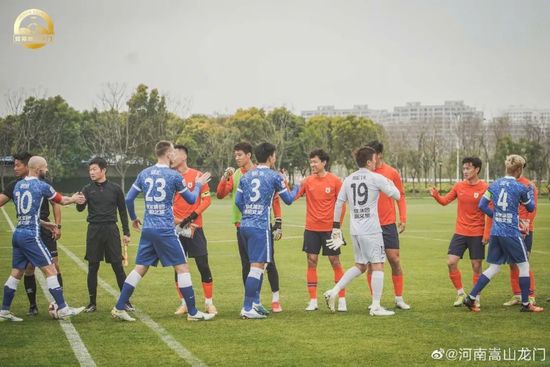 伊人焦