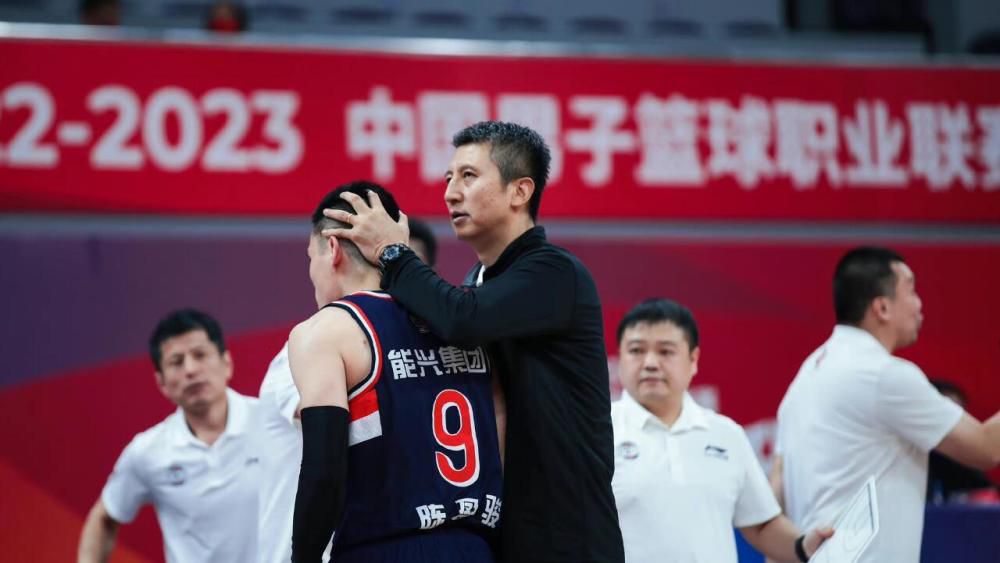 无限释放性丑闻-新婚夫妇观音