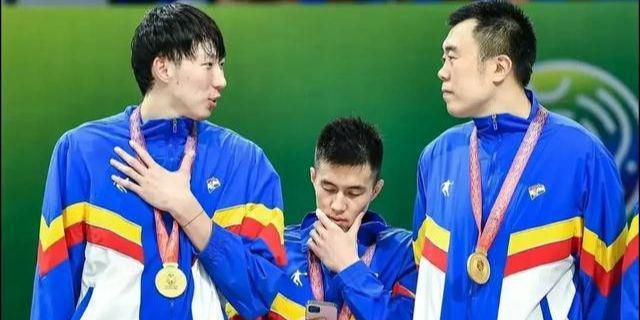 公交车被脱了内裤进入小说