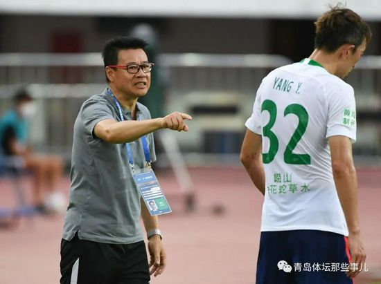 福尔摩斯和华生