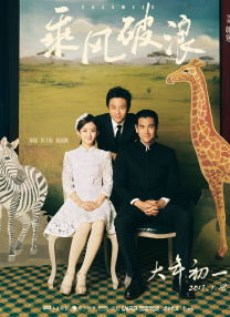 白丝女班长脱了内裤露出打屁屁